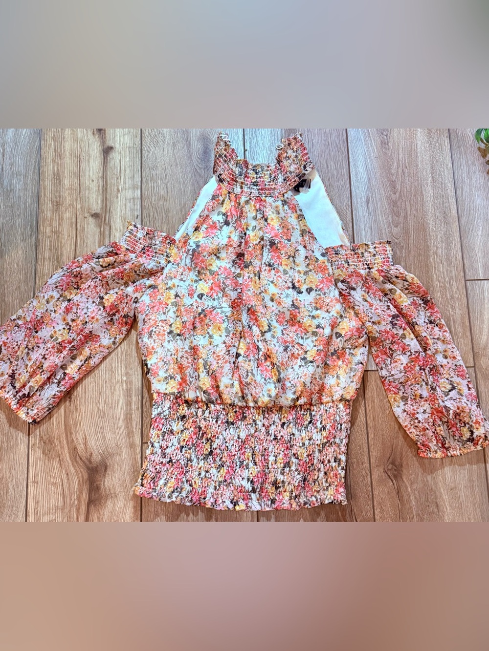 I.STATEMENT Floral Cold Shoulder Smocked Blouse Size Small Boho